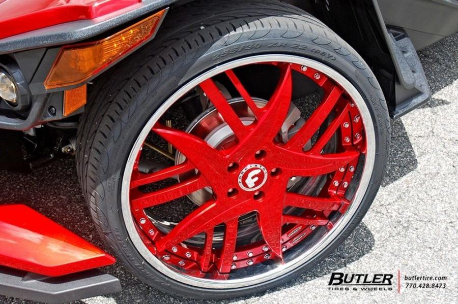 Колеса Polaris Slingshot on Forgiato Wheels 2015 года  (фото 8 из 8)